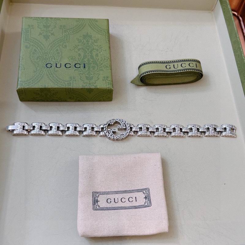 Gucci Bracelet 10yxx85